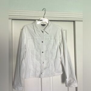 JONES NEW YORK Signature Jean Jacket